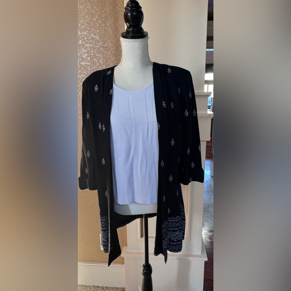Vintage R&M Richards Black Cardigan with White print